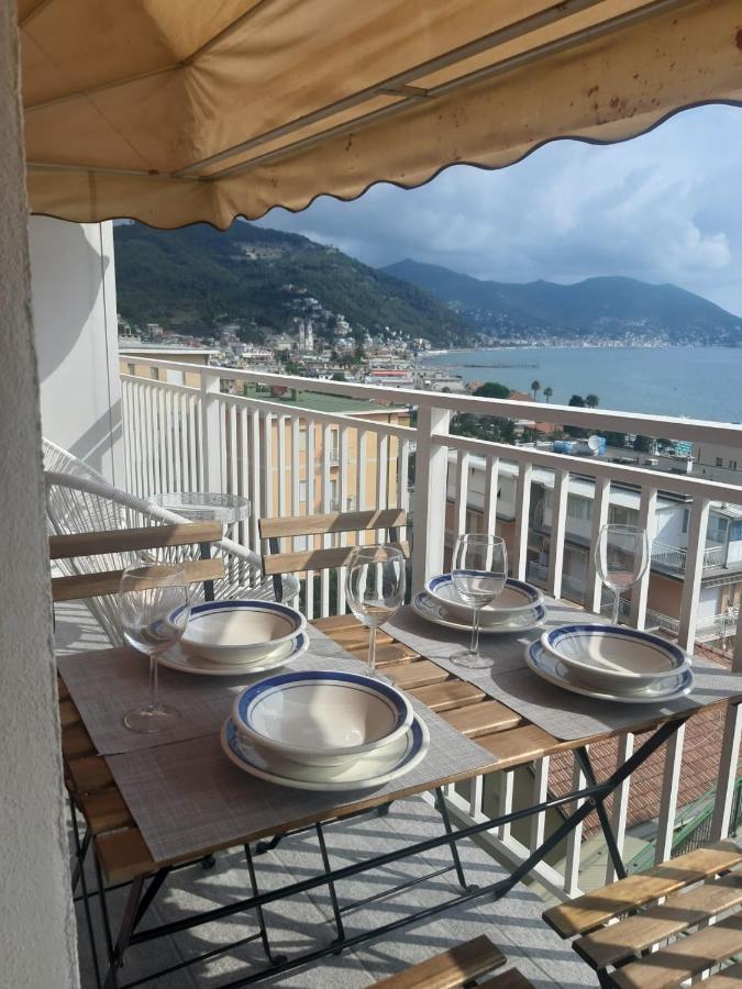 Villa Spectacular Sea View - 3 Minutes Walk From The Sea à Laigueglia Extérieur photo