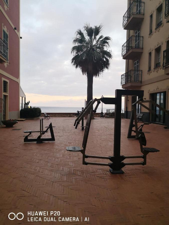 Villa Spectacular Sea View - 3 Minutes Walk From The Sea à Laigueglia Extérieur photo