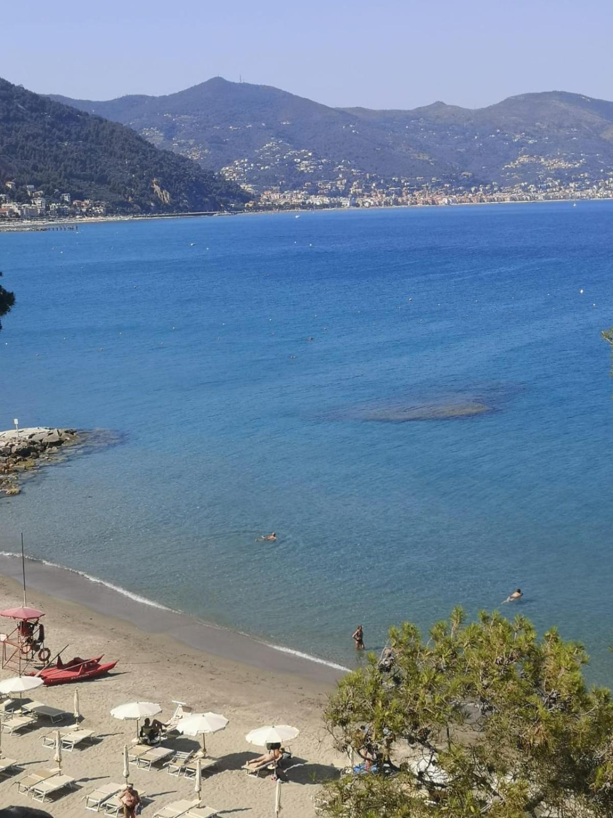 Villa Spectacular Sea View - 3 Minutes Walk From The Sea à Laigueglia Extérieur photo