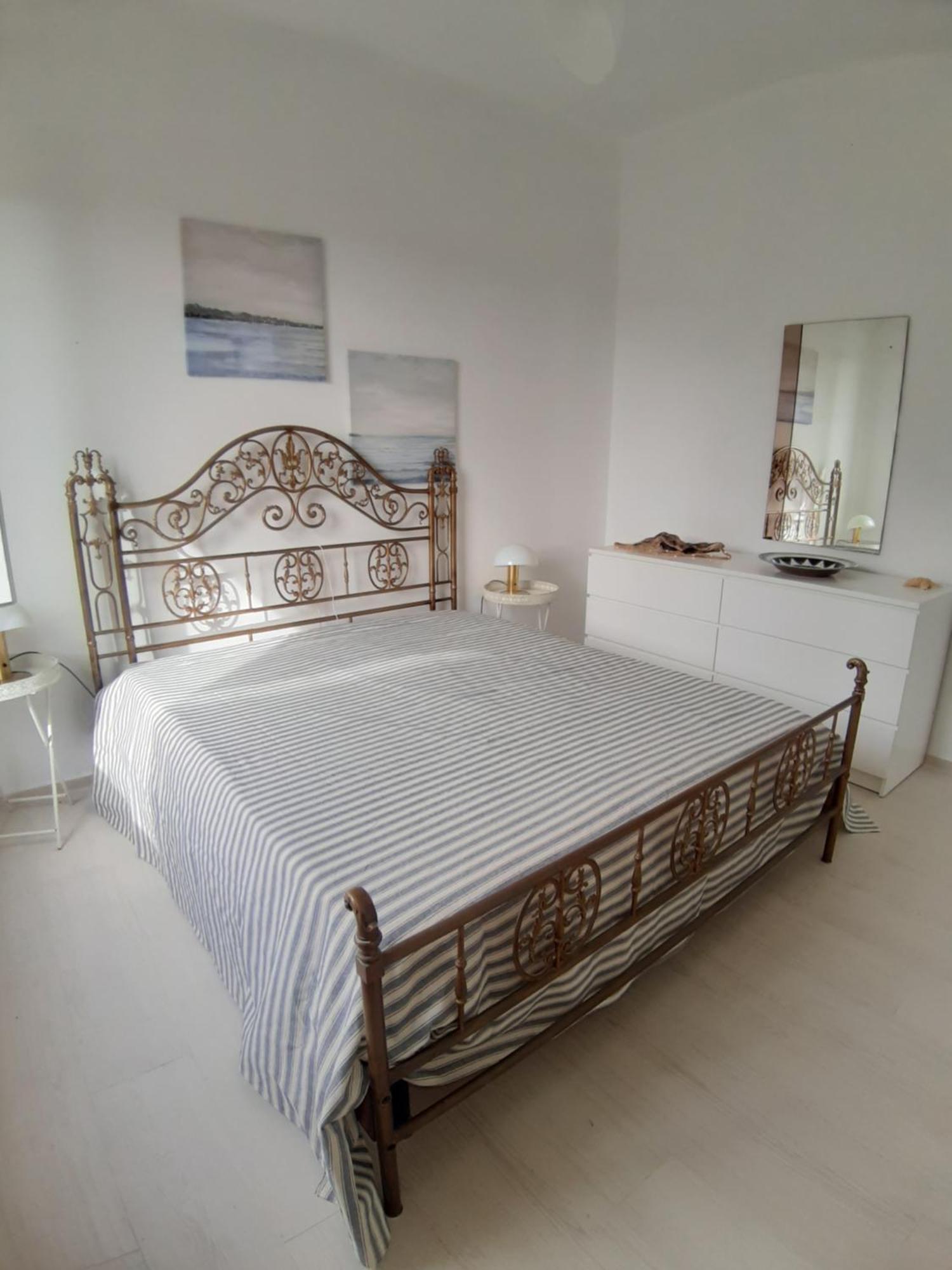 Villa Spectacular Sea View - 3 Minutes Walk From The Sea à Laigueglia Extérieur photo